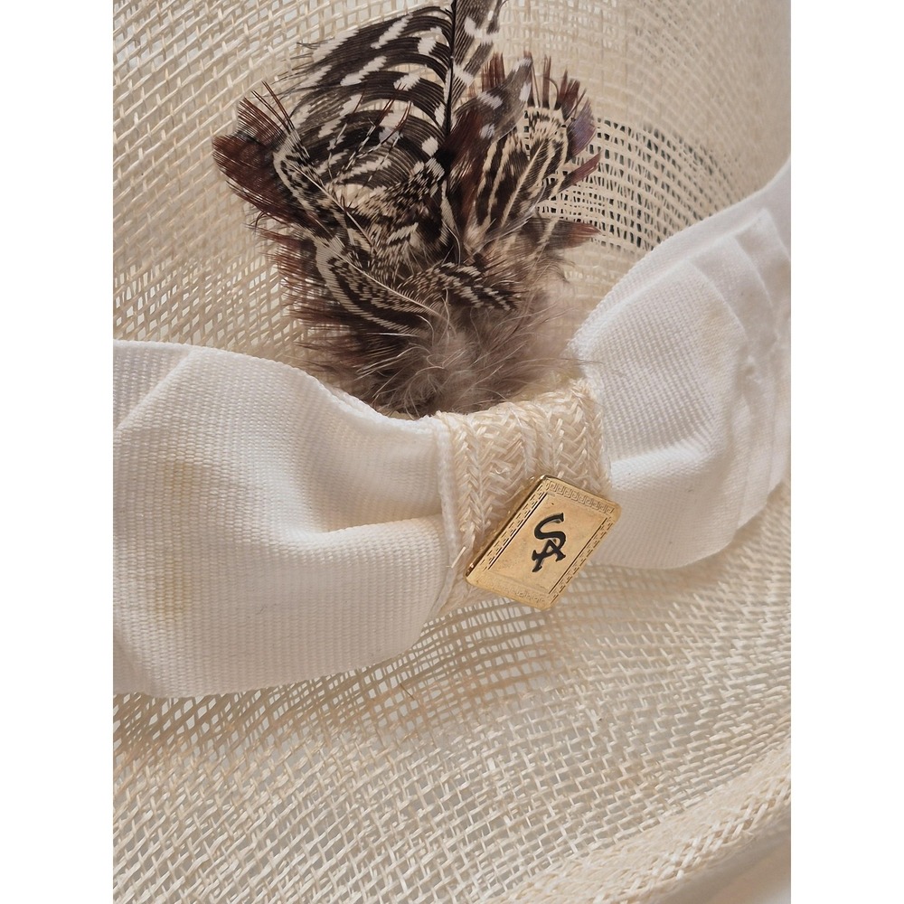 Stacy Adams Hat Fedora Fitted Mens M Beige Straw Feather Trim Gold Pin FLAW - Picture 2 of 10